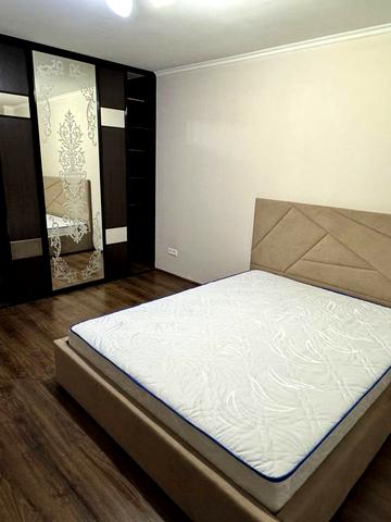 Ільмова вул., 11