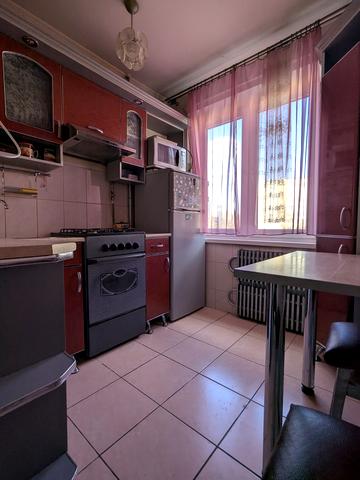 Гната Хоткевича вул., 73