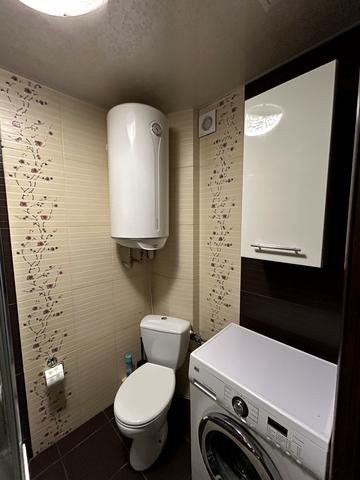 Квітки Цісик вул. (Гулі Корольової), 14