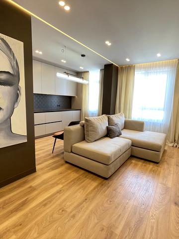 Торговиця вул., (Будинок)