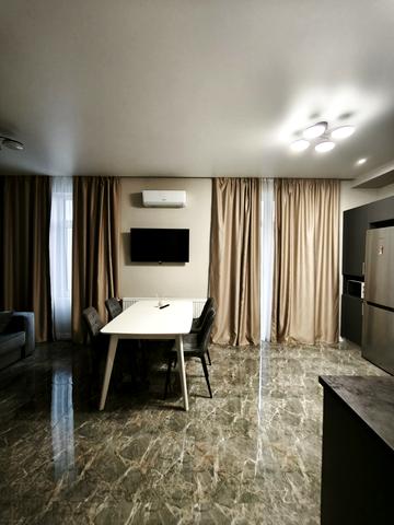 Словянська набережна вул., 21-А