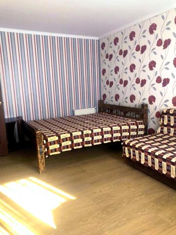 Офіцерська вул., 5