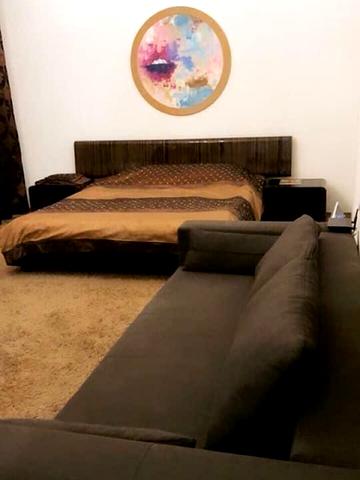 Гарматна вул., 18