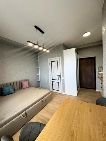 Нагірна вул., 16/18