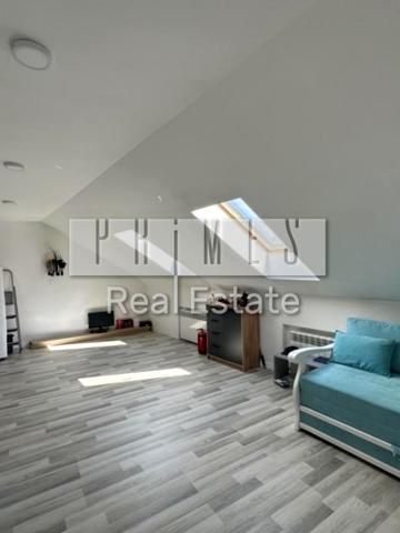 Шкільна вул., 22-А