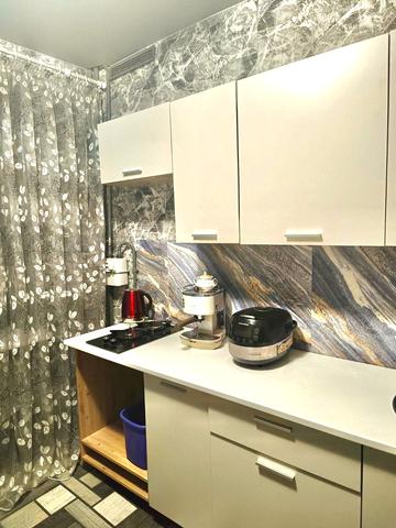 Юри Зойфера вул. (Анрі Барбюса), 6