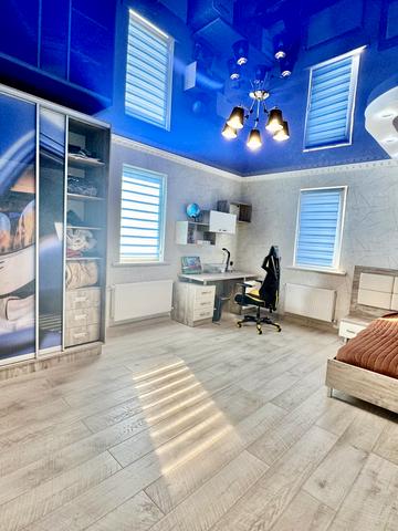 Донецька вул., 3