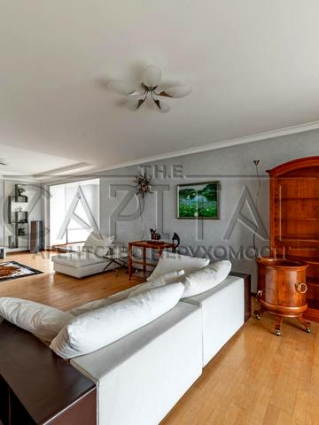 Володимира Івасюка просп. (Героїв Сталінграду), 12-Г корпус 1