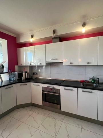 Любомира Гузара просп. (Космонавта Комарова), 26