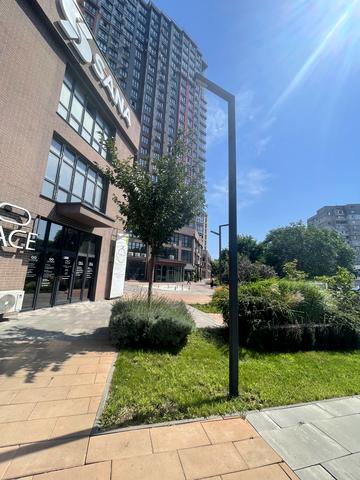 Академіка Філатова вул., (Будинок 3)