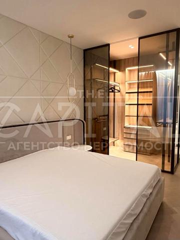 Саперне Поле вул., 5