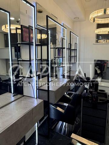 Антоновича вул. (Горького), 131