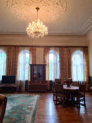 Ольгинська вул., 2/1