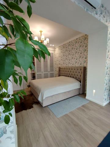 Херсонська вул., 9-Б