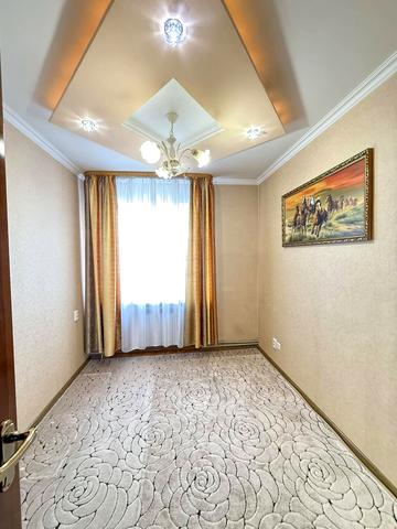 Данила Галицького вул., 3