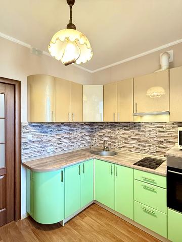 Єлизавети Чавдар вул., 38-Б