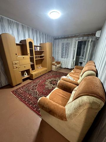 Володимира Українця вул., 10