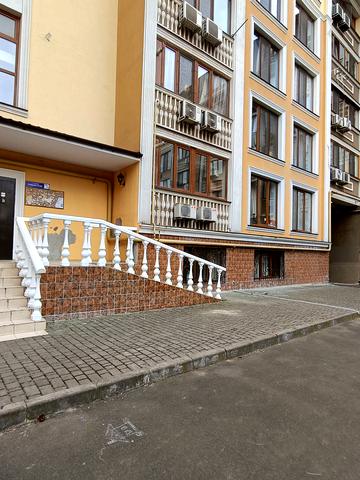 Добровольців вул. (Маршала Говорова), 10в