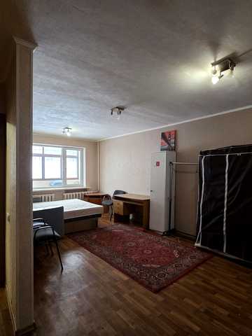 Братів Горобців вул. (Дмитра Кедріна), 38