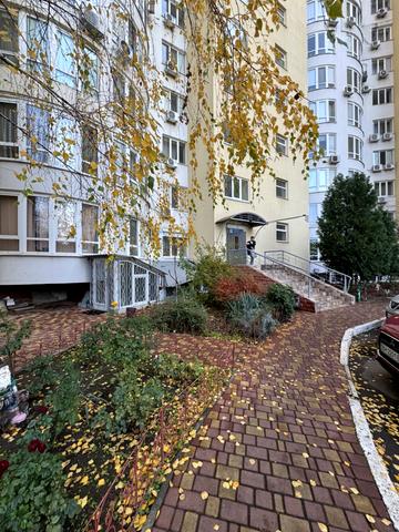 Кленова вул., 2а