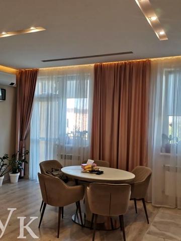 Олександра Богомольця вул., 22