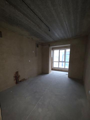 Фабрична вул., 1