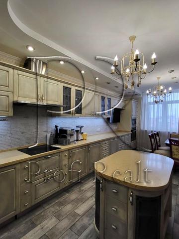 Вітянська вул., 2