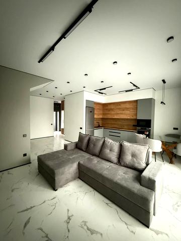 Святищенська