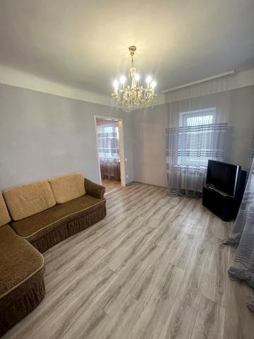 Миколи Зерова вул. (Красноградська), 16