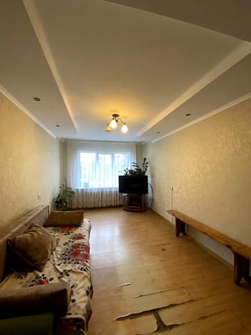 Київська вул., 83