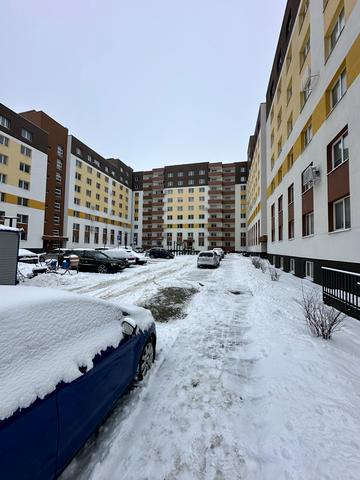 Героїв Крут вул., (Будинок 3)