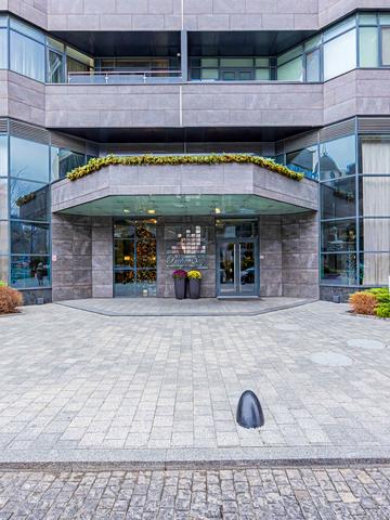 Болсуновська вул. (Сергія Струтинського), 2