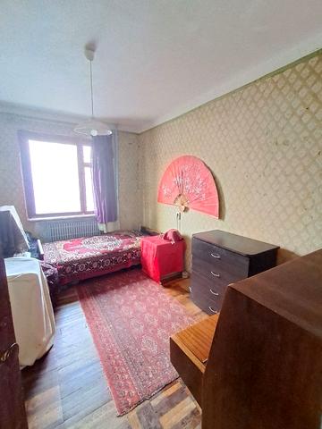 Будівельників бульв., 6