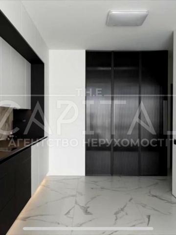 Джона Маккейна вул. (Івана Кудрі), 1