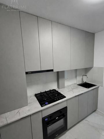 Теплична вул., 62