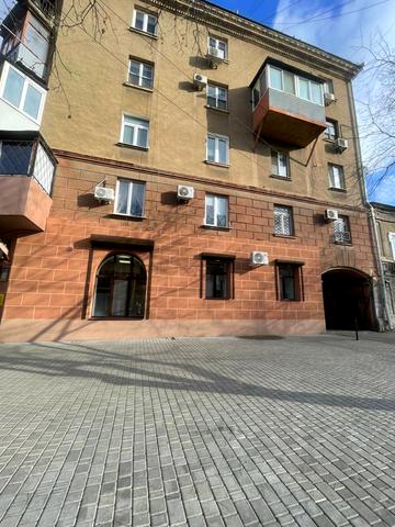 Спиридонівська вул., 26