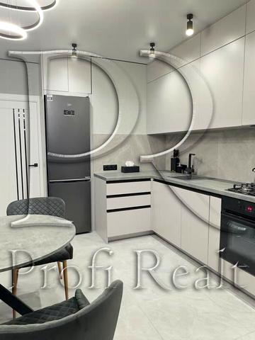 Санаторна вул., 25