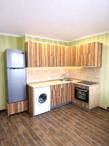 Ревуцького вул., 9