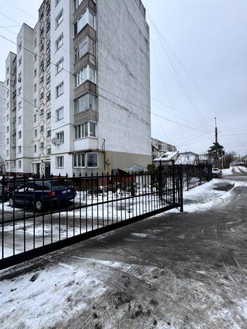 Прибузька вул., 4