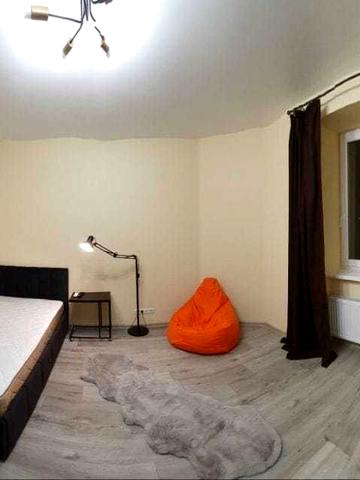 Професорська вул., 16