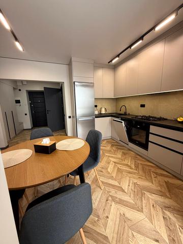 Олександра Довженка вул., 23