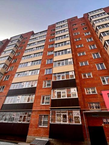 Луганська вул., 12