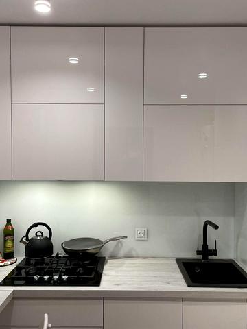 Баварський пров., 9