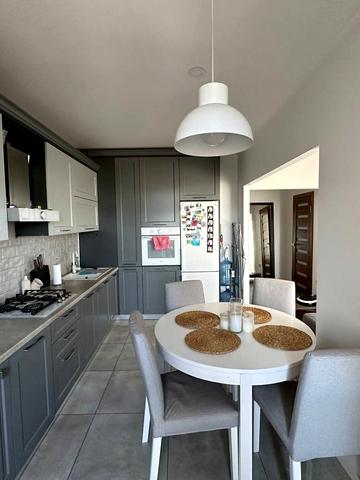 Інструментальна вул., 45