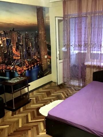 Соборності просп. (Воззєднання), 1