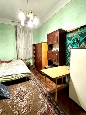 Союзу Українок вул. (), 8