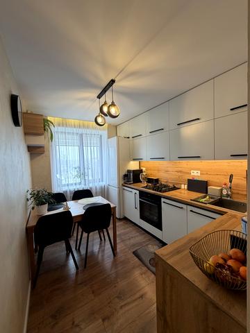 Б. Лепкого вул., 6