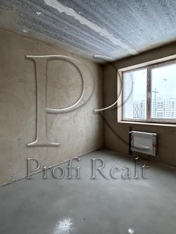 Святошинська вул., 54