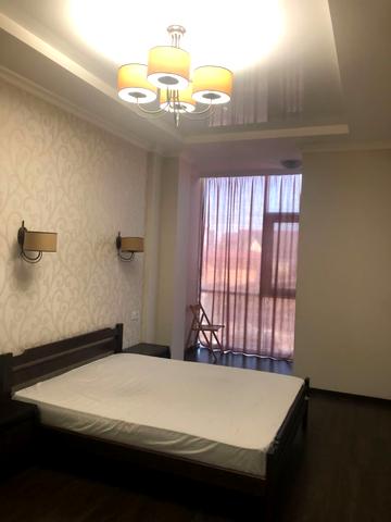 Олексія Вадатурського вул. (Маршала Малиновського), 18а