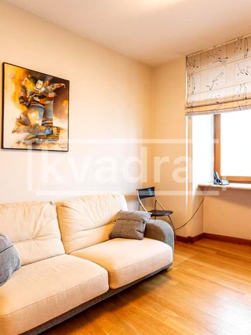 Хрещатик вул., 6